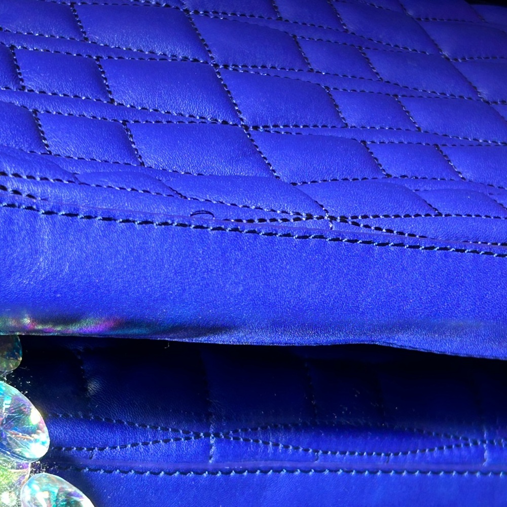 Kate Spade New York Purple Quilted Bag 16.5” x 12” Storybook Lining w/Bag Charm - Picture 10 of 17